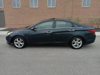 2011 Hyundai sonata Limited Edition Aurora - Image 8
