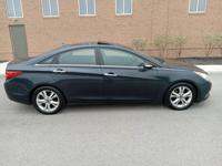 2011 Hyundai sonata Limited Edition Aurora - Image 9