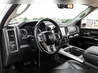 2016 RAM 2500 4WD Crew Cab 149 Laramie - Image 4