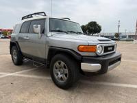 2010 Toyota FJ Cruiser Houston - Image 3