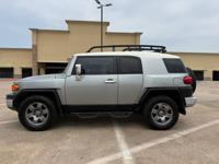 2010 Toyota FJ Cruiser Houston - Image 5
