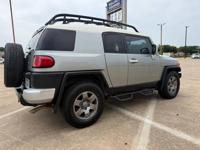 2010 Toyota FJ Cruiser Houston - Image 8