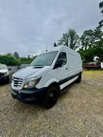 2016 Freightliner Sprinter 3500 Cargo Van, 3.0L Milwaukie - Image 3