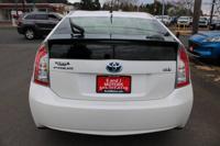 2012 Toyota Prius 5dr HB Three (Natl) + [[E J Motors]] - Image 6
