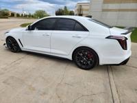 2023 Cadillac CT4-V Blackwing CT4 C4V Tower Rd Mundelein, IL 60060 - Image 10