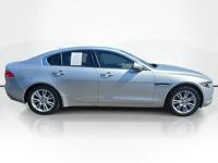 2017 Jaguar XE 20d Premium Diesel AWD All Wheel Drive AUTONATION Call (914) 785-6909 to confirm availability - May 8th - Image 5