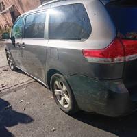 2011 toyota sienna...8 passenger... Boro Park Brooklyn - Image 2