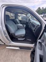 == 2014 RAM V6 WITH 42K ORIGINAL MILES == Saint marys - Image 8