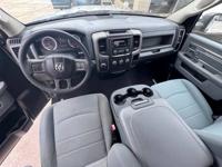 == 2014 RAM V6 WITH 42K ORIGINAL MILES == Saint marys - Image 9