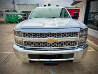 2019 Chevy Silverado 2500HD 4x4 6.0L Car Fax Soth Houston - Image 10