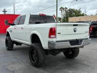2018 Ram 2500 Laramie Crew Cab 6.7L Cummins Turbodiesel 4X4 - 1 Owner Cassat Avenue - Image 5
