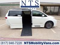 TOYOTA SIENNA LIMITED PREMIUM HANDICAPPED WHEELCHAIR POWER RAMP VAN Irving, TX - Image 2