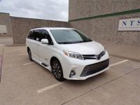 TOYOTA SIENNA LIMITED PREMIUM HANDICAPPED WHEELCHAIR POWER RAMP VAN Irving, TX - Image 4