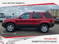 2004 Ford Escape 4x4 4WD XLT 4dr SUV SUV Roberto's Auto Sales - Image 5