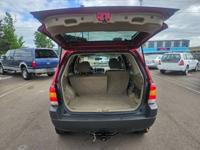 2004 Ford Escape 4x4 4WD XLT 4dr SUV SUV Roberto's Auto Sales - Image 10
