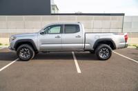 2018 Toyota Tacoma TRD Off Road 4x4 4WD Truck Crew cab AUTONATION Call (425) 598-8846 to confirm availability - May 9th - Image 3
