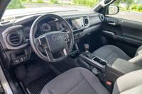 2018 Toyota Tacoma TRD Off Road 4x4 4WD Truck Crew cab AUTONATION Call (425) 598-8846 to confirm availability - May 9th - Image 5