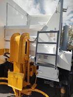 Refuse Truck / Garbage Truck / Trash Truck / 56K MI. "FINANCING" - Image 10