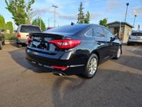 2017 Hyundai Sonata Base 4dr Sedan Sedan Roberto's Auto Sales - Image 7