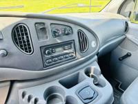 2003 Ford Econoline Cargo Van E 250 3dr Cargo Van _Ford_ _Econoline Cargo Van_ _Van_ - Image 9