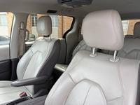 2017 Chrysler Pacifica Touring-L FWD - Image 7