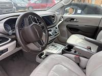 2017 Chrysler Pacifica Touring-L FWD - Image 10