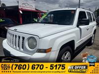 2013 Jeep Patriot Latitude 4x4SUV 4 x 4 SUV 4-x-4-SUV PRICED TO SELL! Bloom Auto Sales - Image 3