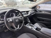 2018 Buick Regal Sportback 4dr Sdn Preferred FWD - Image 7
