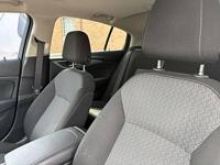 2018 Buick Regal Sportback 4dr Sdn Preferred FWD - Image 8