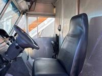 2006 Ford E-Series E 450 SD Commercial/Cutaway/Chassis 158 176 in. WB Portland Rd Salem, OR - Image 6