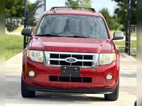 2011 Ford Escape XLT 4WD - Image 4