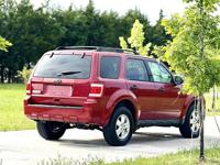 2011 Ford Escape XLT 4WD - Image 8