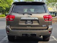 2011 Toyota Sequoia Limited 4X4 / 5.7L V8 / DVD / BACK CAM / NEW TIRES + M M Investment Cars - Portland - Image 6