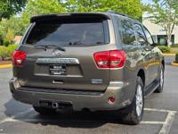 2011 Toyota Sequoia Limited 4X4 / 5.7L V8 / DVD / BACK CAM / NEW TIRES + M M Investment Cars - Portland - Image 9
