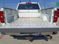 2017 Chevy Silverado 2500HD 4X4 HEAVY DUTY LT Financing Available Houston - Image 10