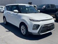 2022 Kia Soul LX (480)993-6633 Angel (480)993-6633 Angel
