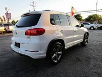 2017 VOLKSWAGEN TIGUAN SPORT SPORT - Image 5