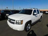 2011 Chevrolet Avalanche 2WD Crew Cab LS - Manager's Special! Get Financed Now! - Image 4