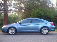 2011 Chrysler 200 Limited 4dr Sedan East Brunswick, NJ - Image 3