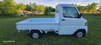#52 2001 Mitsubishi Minicab 4x4,AC, HI-LO, POWER STEERING, 5 SPEED - Image 6