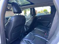 Jeep Cherokee latitude limited 2015 bronx - Image 10