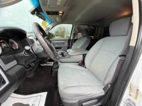 2017 RAM 2500 SLT 4x4 4dr Crew Cab 8 ft. LB Pickup + Gator Truck Center of Ocala - Image 9