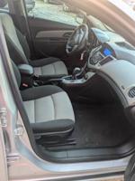 2012 CHEVY CRUZE 2.0 4 CYLS RUNS GREAT FINANCE EVERYBODY CALL US!! WE FINANCE EVERYBODY CALL US!!! - Image 8