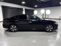 2021 Nissan Altima 2.5 SV Sedan 4D Sedan Quantum Auto Sales - Escondido - Image 7