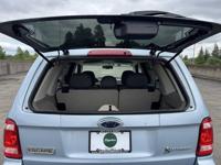 2009 Ford Escape Hybrid AWD / 29 MPG / 29 Service Records! multnomah county - Image 6