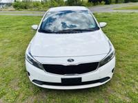 2017 Kia Forte LX 4dr Sedan 6M _Kia_ _Forte_ _Sedan_ - Image 8