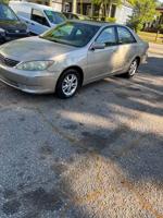 2005 toyota camry Griffin - Image 4