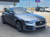 2020 JAGUAR XE Shelbyville - Image 4