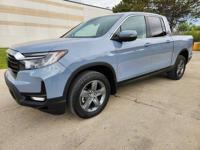 2023 Honda Ridgeline RTL Tower Rd Mundelein, IL 60060 - Image 3