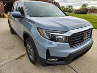 2023 Honda Ridgeline RTL Tower Rd Mundelein, IL 60060 - Image 6